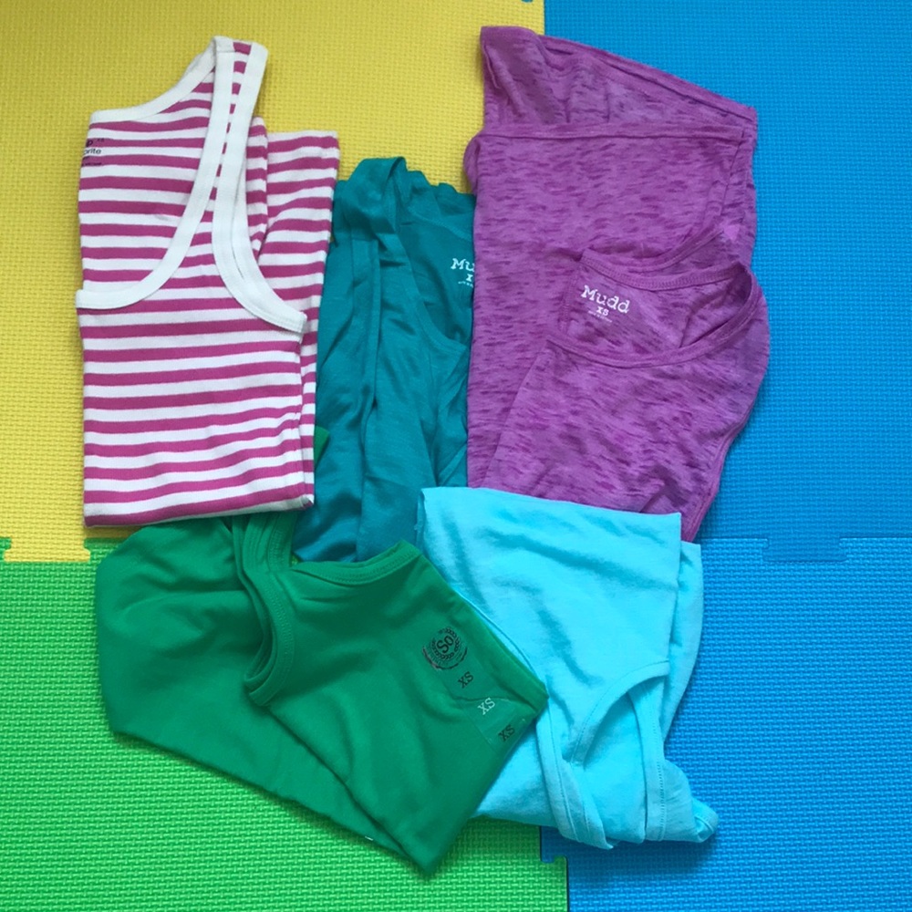 Bundle of 5 tank tops